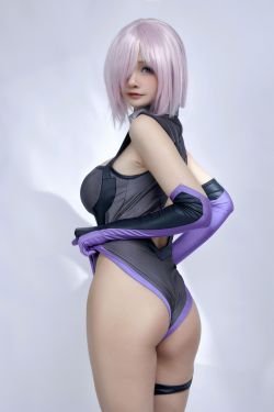 [COS福利] Azami福利 – 玛修 (Mashu VR)(23P)-图云谷