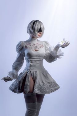 [COS福利] 国外美女SayaTheFox - 2B White Dress(10P)-COS