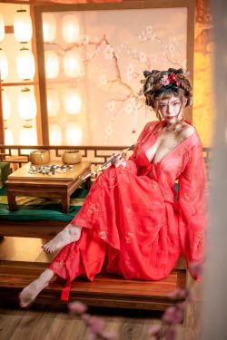 [COS福利] 秋和柯基(夏小秋秋秋) – 新春贺图(63P)-图云谷