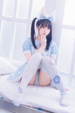 [COS福利] 微博妹纸霜月shimo – 女仆裙(14P)-图云谷