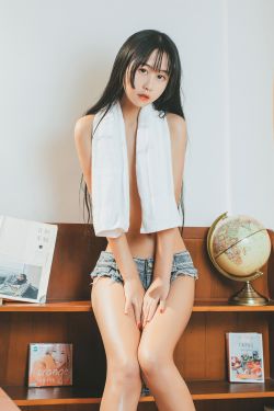 [COS福利] 阳光美少女萌芽儿o0 – 少女午后(40P)-图云谷
