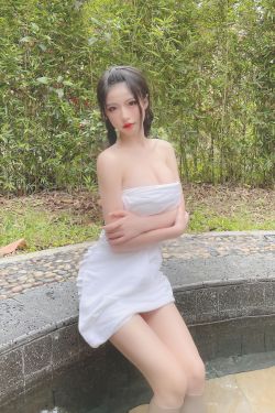 [COS福利] 尤物清水由乃 – 温泉浴巾(26P)-图云谷