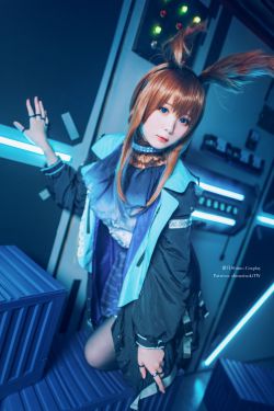[网红COSER写真] 微博妹纸霜月shimo – 明日方舟 阿米娅(18P)-图云谷