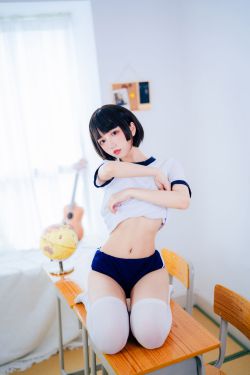 [网红COSER写真] 动漫博主果咩酱w – 体操服(19P)-图云谷