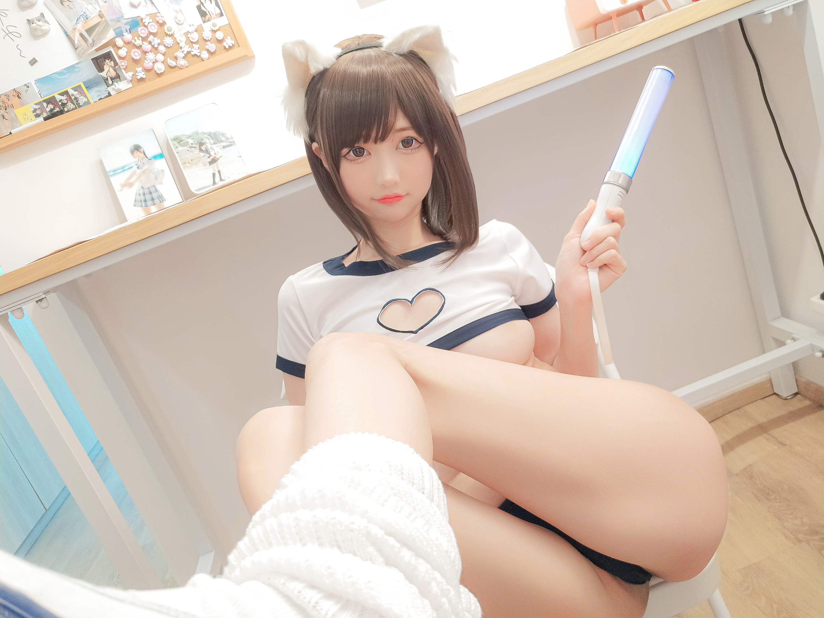 [网红COSER写真] NAGISA魔物喵 – 猫の運動服(19P)-图云谷