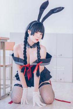 [网红COSER写真] 微博妹纸霜月shimo – 卯月桃子 水手服兔女郎(19P)-图云谷