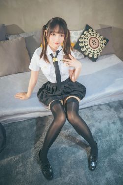 [网红COSER写真] 萝莉神楽板真冬 之お帰りなさい、指揮官(150P)-图云谷