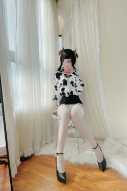 [网红COSER写真] 动漫博主小仓千代w – 奶牛衬衣(30P)-图云谷