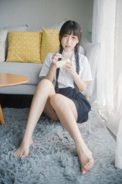 [网红COSER写真] 微博人气Coser不呆猫 – 奶油少女(61P)-图云谷