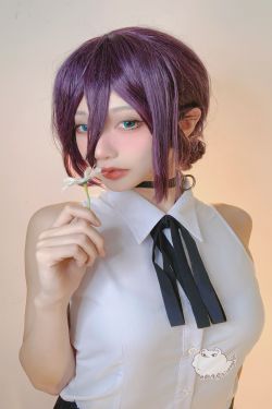 [福利COS] 动漫博主如月灰 – 电锯人REZE(34P)-图云谷