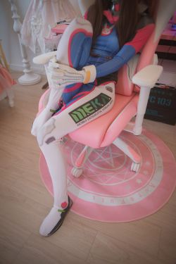 [福利COS] 福利姬木花琳琳是勇者 – オーバーウォッチD.VA(52P)-图云谷