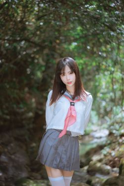 [福利COS] 阳光美少女萌芽儿o0 – 请叫我若生 小溪JK百合(93P)-图云谷