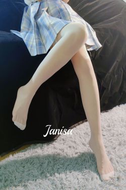 Janisa - 玉足三明治(16P)-美足