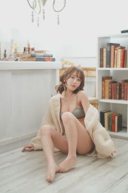 いくみ – (193iKkyu3) [Fantia] 2023年05月 Relaxing Lingerie(18P)-图云谷