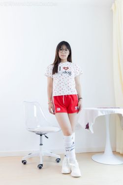 物恋传媒 No.2482 小可 - 运动鞋、白棉袜、裸足(165P)-平胸,嫩模